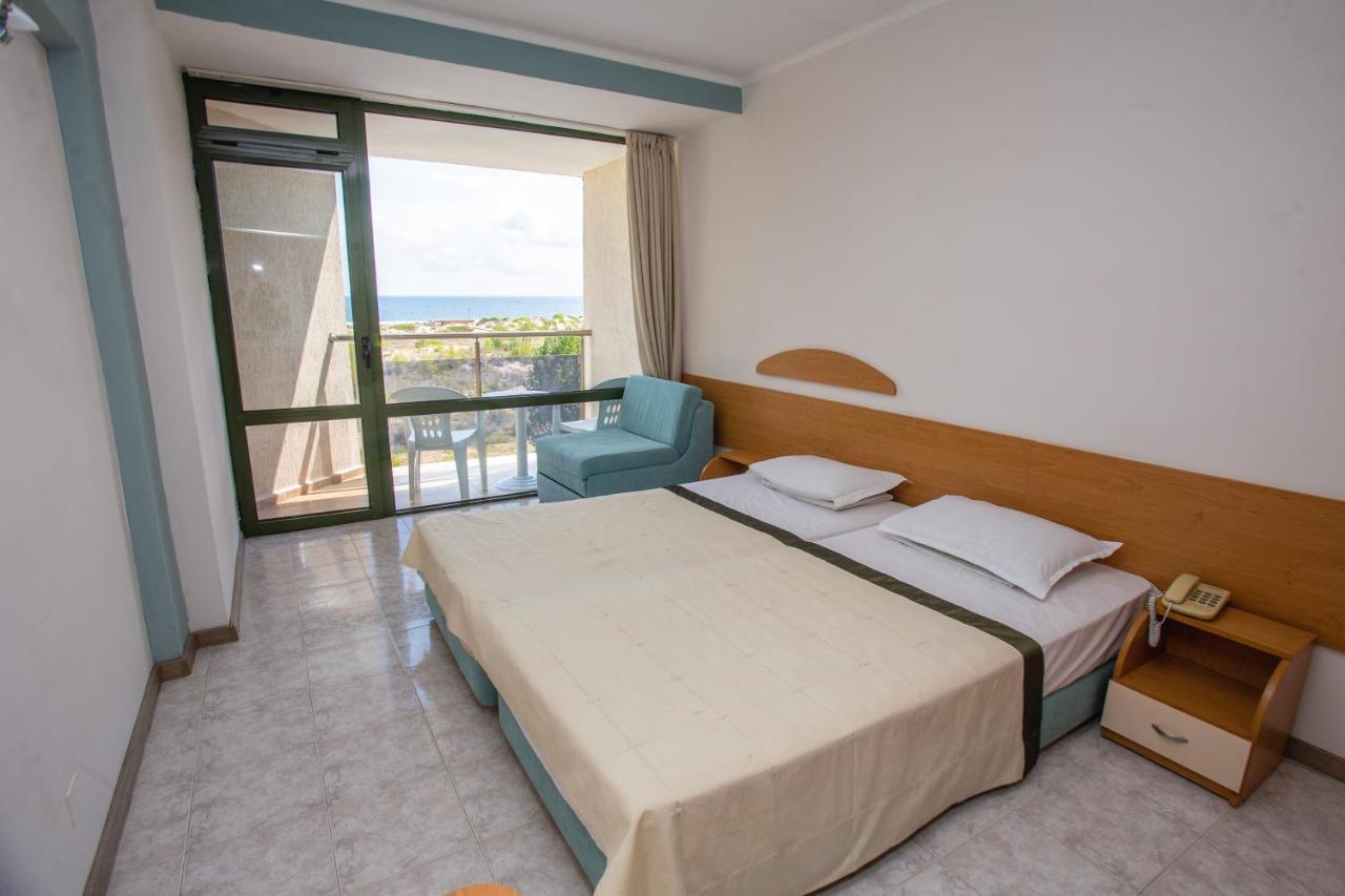 Amfibia Complex Hotel